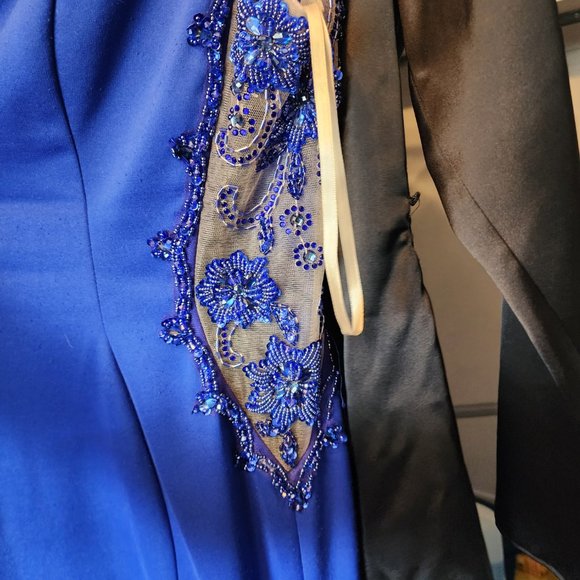 Beautiful formal evening gown medium - Picture 4 of 6